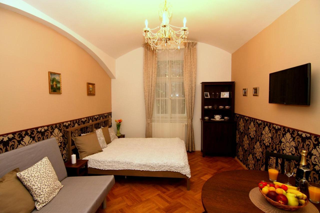 Allstar Vinohrady Ateliers Apartment Прага Екстериор снимка